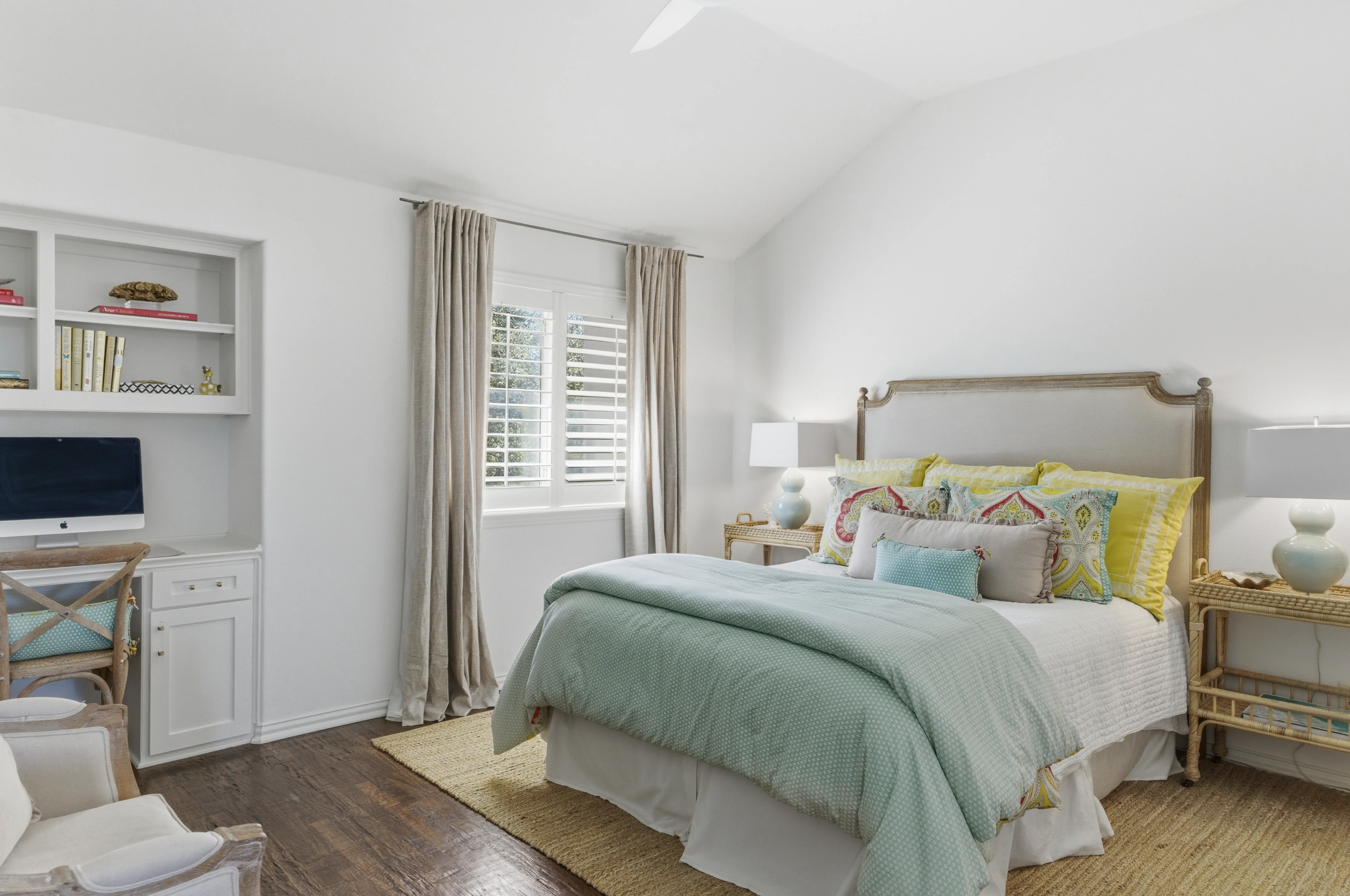 Guest bedroom alternate